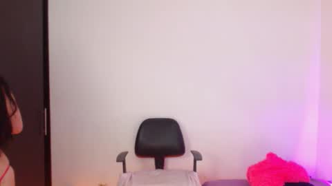    online show from 10-06-25, 02:31