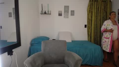 Renata Salinas online show from 06-12-26, 11:25