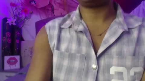 RENATA VALENTINA online show from 04-21-26, 11:16