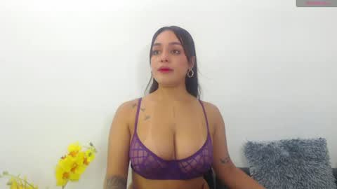 renatabrownn28 online show from 06-13-26, 03:04