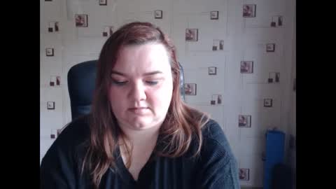 renataoia online show from 04-19-26, 08:57