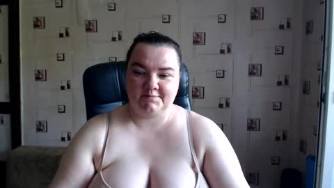 renataoia online show from 07-02-26, 01:17