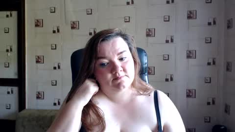 renataoia online show from 07-15-26, 02:55