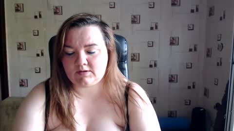renataoia online show from 07-19-26, 01:48