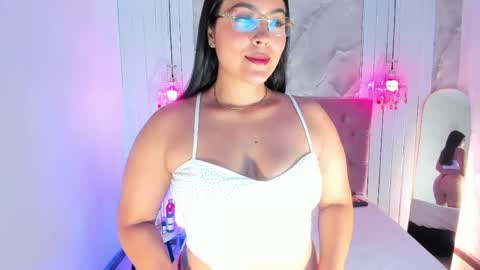 Snapshot of renatapeach chatting on 05-08-26, 02:06 RenataPeach online show from 05-08-26, 02:06