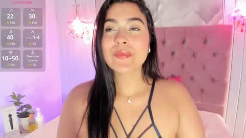 Snapshot of renatapeach chatting on 05-23-26, 02:39 RenataPeach online show from 05-23-26, 02:39