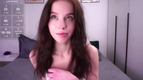 Naomi online show from 04-07-26, 02:39