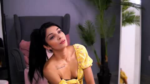 Rena online show from 11-07-25, 04:45