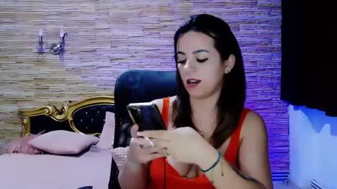Snapshot of renesmesweet chatting on 01-24-25, 12:10 renesmesweet online show from 01-24-25, 12:10