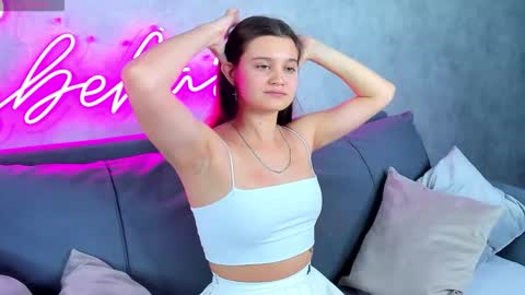 Renesmy online show from 10-14-25, 12:55