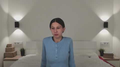Christina online show from 05-19-26, 06:47