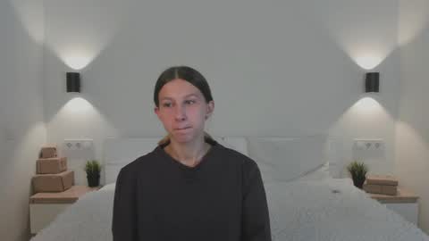 Christina online show from 05-22-26, 06:46