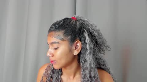 Snapshot of rennatta_sx chatting on 12-04-24, 10:57 Renata online show from 12-04-24, 10:57