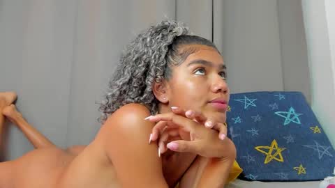 Snapshot of rennatta_sx chatting on 12-13-24, 02:05 Renata online show from 12-13-24, 02:05