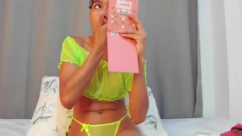 Snapshot of rennatta_sx chatting on 02-03-25, 11:09 Renata online show from 02-03-25, 11:09