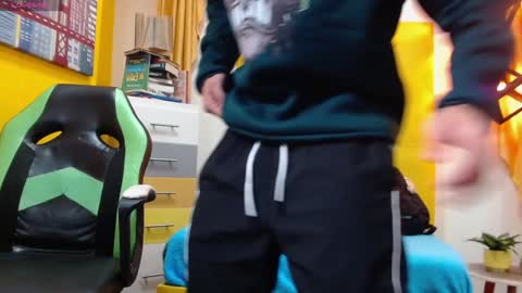 R E N E  online show from 01-10-25, 04:54