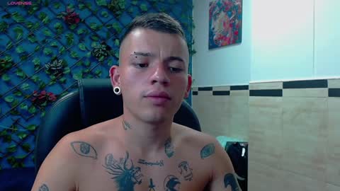 R E N E  online show from 02-08-25, 04:14