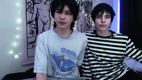 Snapshot of rennuts chatting on 03-06-25, 04:49 rennuts online show from 03-06-25, 04:49