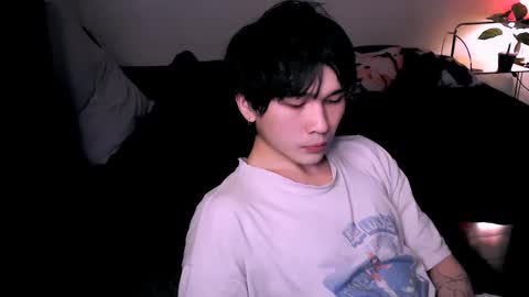 Snapshot of rennuts chatting on 11-23-25, 09:42 rennuts online show from 11-23-25, 09:42