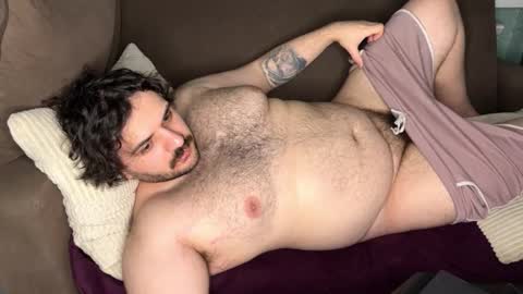 Snapshot of repmah chatting on 01-18-26, 02:10 My name is Repmah help me to get 50 thumb-up online show from 01-18-26, 02:10