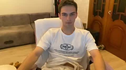 requiemshine online show from 07-25-26, 08:17