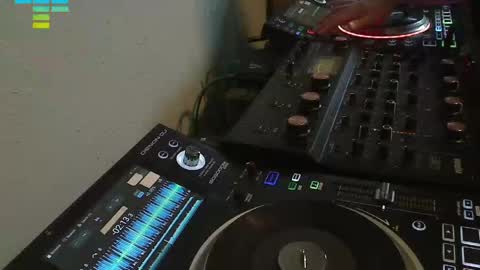 Snapshot of reticuli chatting on 05-19-26, 11:22 GearPorn online show from 05-19-26, 11:22
