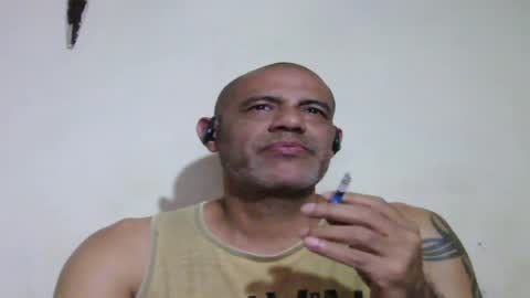 Snapshot of retlam37 chatting on 06-16-26, 04:26 Walter online show from 06-16-26, 04:26