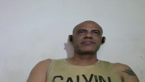 Snapshot of retlam37 chatting on 06-27-26, 05:01 Walter online show from 06-27-26, 05:01