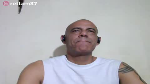 Snapshot of retlam37 chatting on 07-03-26, 04:30 Walter online show from 07-03-26, 04:30