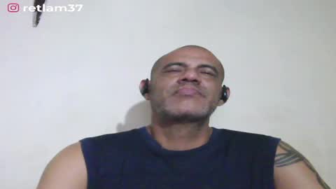 Snapshot of retlam37 chatting on 07-07-26, 06:58 Walter online show from 07-07-26, 06:58