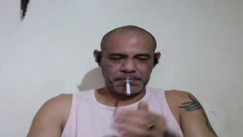 Snapshot of retlam37 chatting on 07-14-26, 04:17 Walter online show from 07-14-26, 04:17