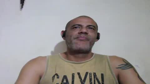 Snapshot of retlam37 chatting on 07-15-26, 04:18 Walter online show from 07-15-26, 04:18