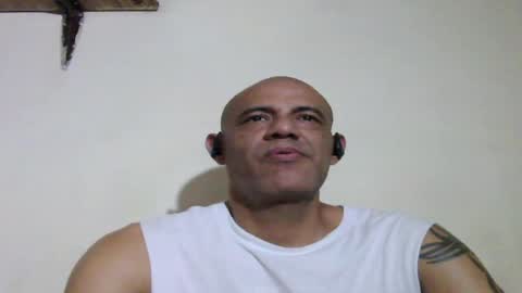 Snapshot of retlam37 chatting on 07-26-26, 04:09 Walter online show from 07-26-26, 04:09
