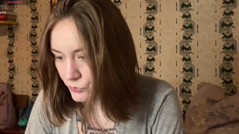 Snapshot of retromarie chatting on 03-24-26, 10:04 Rie online show from 03-24-26, 10:04