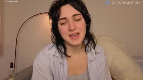 Ewiwi online show from 11-19-25, 05:35