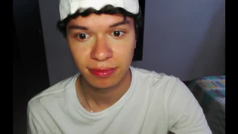 Snapshot of rexbunnybody chatting on 02-25-25, 04:21 Rex online show from 02-25-25, 04:21