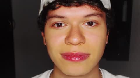 Snapshot of rexbunnybody chatting on 03-05-25, 04:13 Rex online show from 03-05-25, 04:13