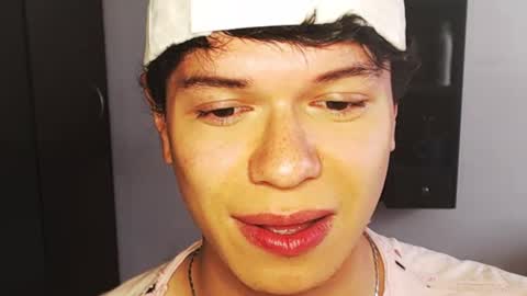 Snapshot of rexbunnybody chatting on 03-11-25, 04:29 Rex online show from 03-11-25, 04:29