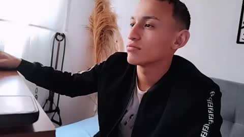 reymasterhot online show from 11-23-25, 03:12