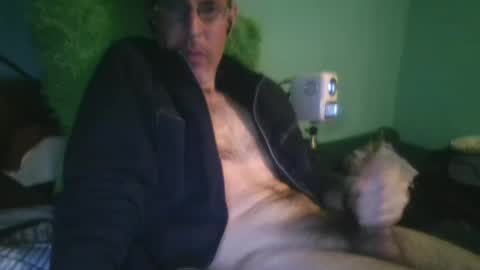 reyes_albert2006 online show from 03-09-25, 01:04