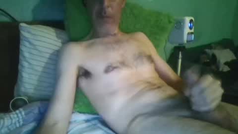 reyes_albert2006 online show from 10-05-25, 03:10