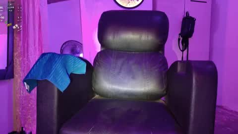 ReyKen online show from 04-24-26, 04:26