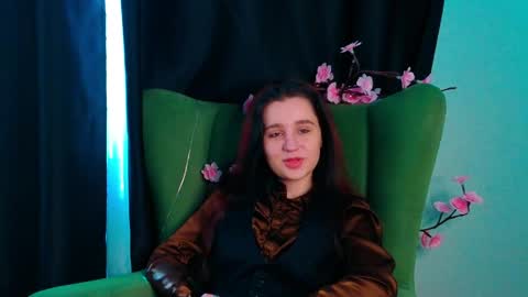 Snapshot of reynaedge chatting on 05-29-26, 07:28 reynaedge online show from 05-29-26, 07:28