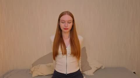 Snapshot of rezurs chatting on 05-31-26, 07:04 nice to meet you 3 I am Milena online show from 05-31-26, 07:04