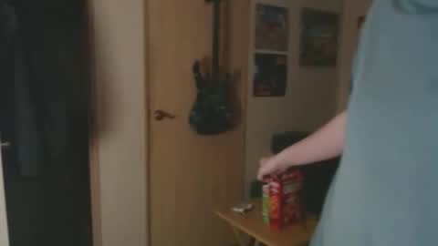 Snapshot of rg3583 chatting on 01-13-26, 10:15 rg3583 online show from 01-13-26, 10:15