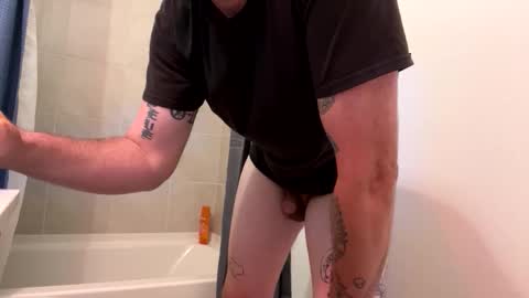 Snapshot of rgbtx86 chatting on 11-23-25, 09:09 Ryan Gold online show from 11-23-25, 09:09