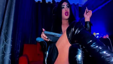 ROBERTA online show from 12-24-24, 09:06