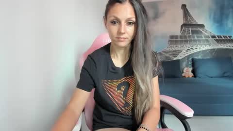 rheaetthan online show from 05-17-26, 10:33