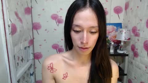 HI GUYS IM RHIAN PLEASE GIVE ME THUMBS UP online show from 12-03-24, 05:45