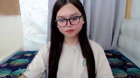 Snapshot of rhianne_fuckdoll chatting on 10-15-25, 07:19 rhianne_fuckdoll online show from 10-15-25, 07:19